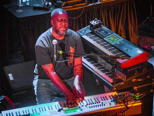 robert glasper